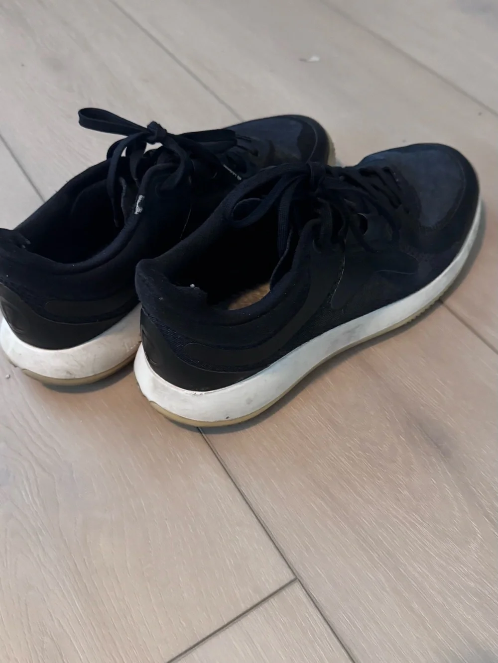 lululemon athletica strongfeel shoes size 9